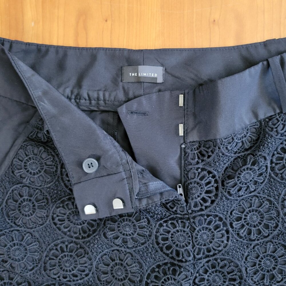 The Limited Navy Lace Crochet Tailored Dress Shorts - 2 - Picture 3 of 6